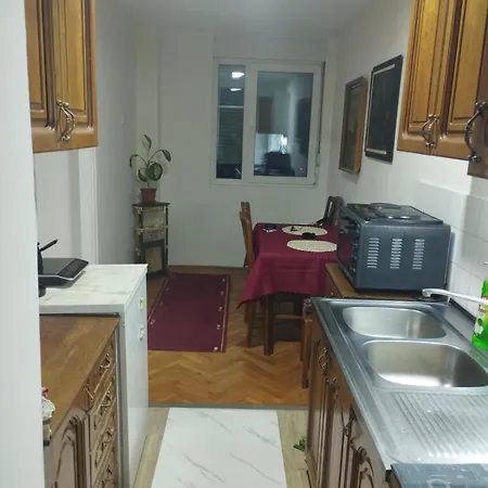 דירה Suva Reka *